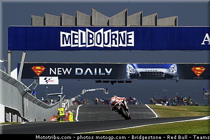 motogp_simoncelli_098_australie_philip_island_2011.jpg