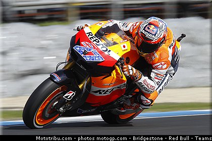 motogp_stoner_022_australie_philip_island_2011.jpg