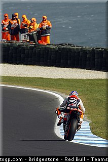 motogp_stoner_023_australie_philip_island_2011.jpg