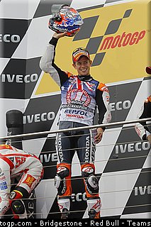 motogp_stoner_025_australie_philip_island_2011.jpg