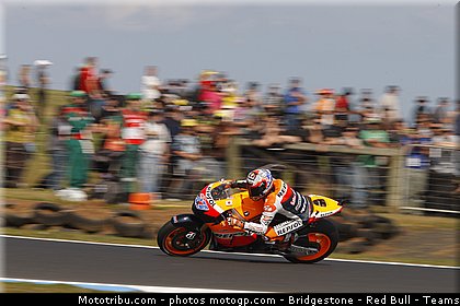motogp_stoner_040_australie_philip_island_2011.jpg