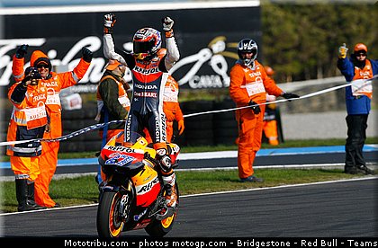 motogp_stoner_062_australie_philip_island_2011.jpg