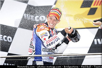 motogp_stoner_073_australie_philip_island_2011.jpg