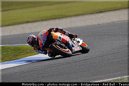 motogp_stoner_083_australie_philip_island_2011.jpg