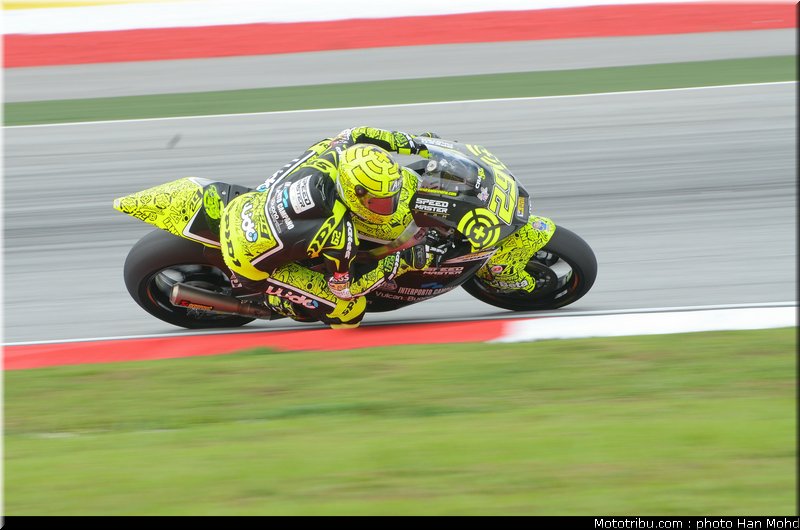 moto2_iannone_005_malaisie_sepang_2011