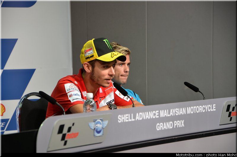 motogp_rossi_001_malaisie_sepang_2011