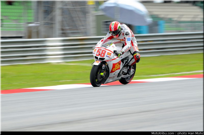 motogp_simoncelli_003_malaisie_sepang_2011