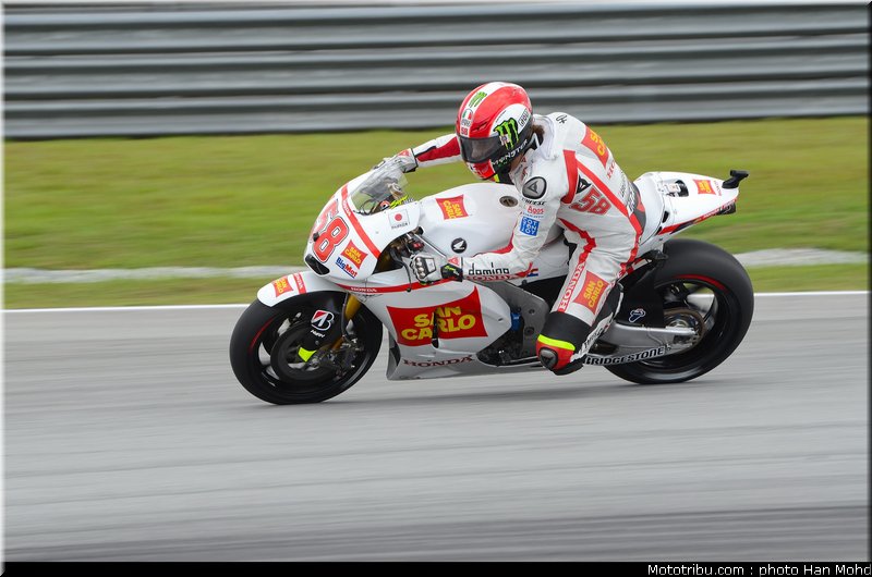 motogp_simoncelli_008_malaisie_sepang_2011
