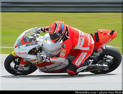 moto2_bradl_001_malaisie_sepang_2011.jpg