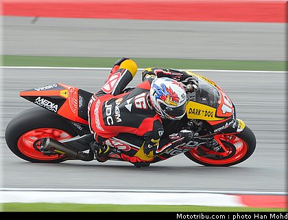moto2_cluzel_002_malaisie_sepang_2011.jpg