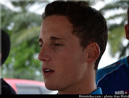 moto2_espargaro_a_001_malaisie_sepang_2011.jpg