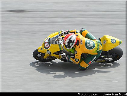 moto2_pasini_003_malaisie_sepang_2011.jpg