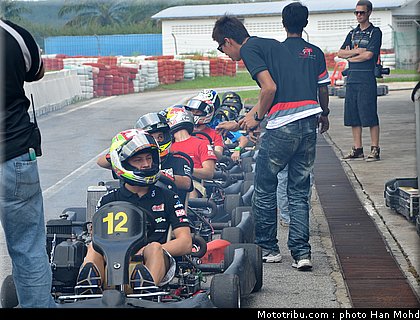 motogp_ambiance_001_malaisie_sepang_2011.jpg