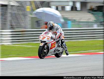 motogp_aoyama_001_malaisie_sepang_2011.jpg