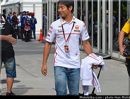 motogp_aoyama_002_malaisie_sepang_2011.jpg