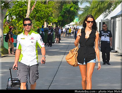 motogp_de_puniet_003_malaisie_sepang_2011.jpg