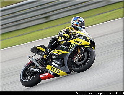 motogp_edwards_003_malaisie_sepang_2011.jpg