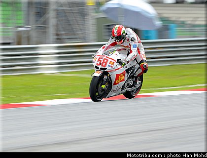 motogp_simoncelli_003_malaisie_sepang_2011.jpg