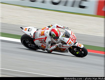 motogp_simoncelli_004_malaisie_sepang_2011.jpg