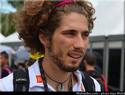 motogp_simoncelli_007_malaisie_sepang_2011.jpg