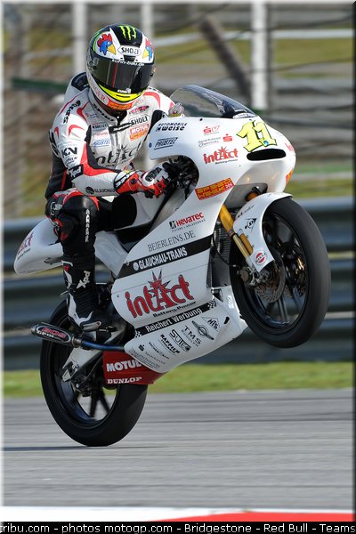 125_cortese_001_malaisie_sepang_2011