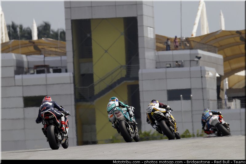 moto2_003_malaisie_sepang_2011