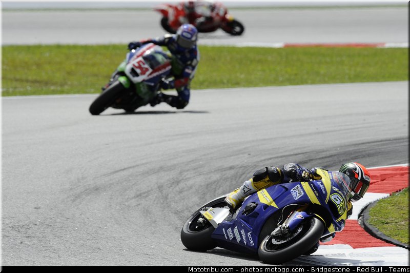 moto2_009_malaisie_sepang_2011