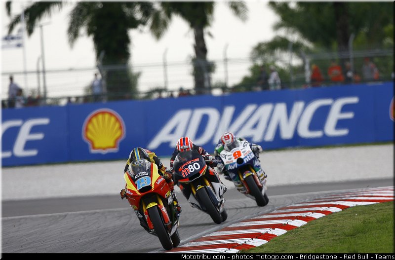 moto2_013_malaisie_sepang_2011