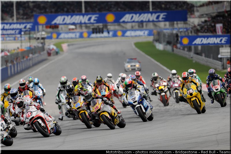 moto2_020_malaisie_sepang_2011