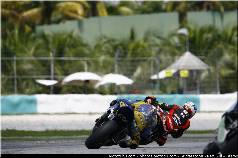 moto2_023_malaisie_sepang_2011