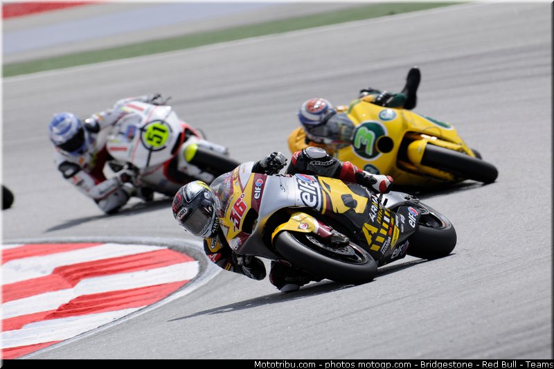 moto2_028_malaisie_sepang_2011