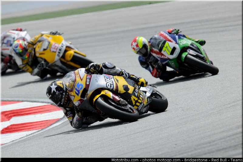 moto2_029_malaisie_sepang_2011