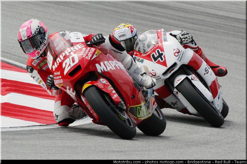 moto2_032_malaisie_sepang_2011