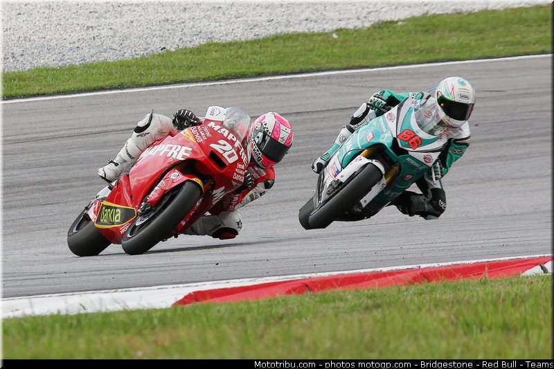 moto2_037_malaisie_sepang_2011