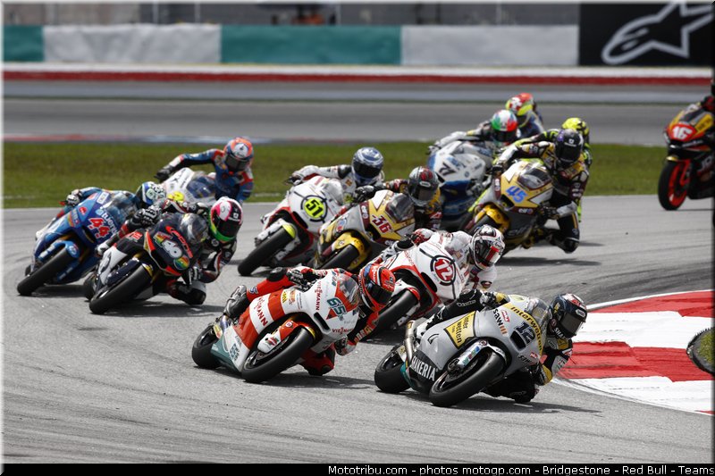 moto2_058_malaisie_sepang_2011