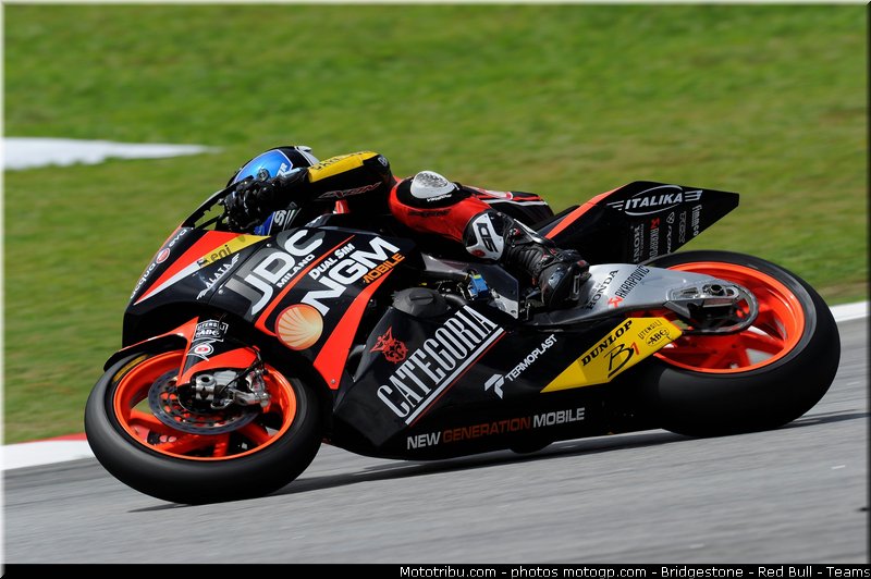 moto2_de_rosa_001_malaisie_sepang_2011