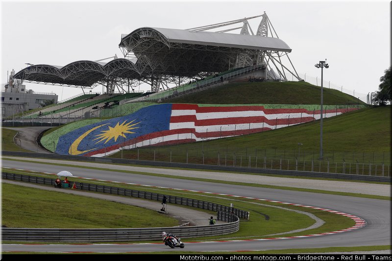 moto2_espargaro_a_004_malaisie_sepang_2011