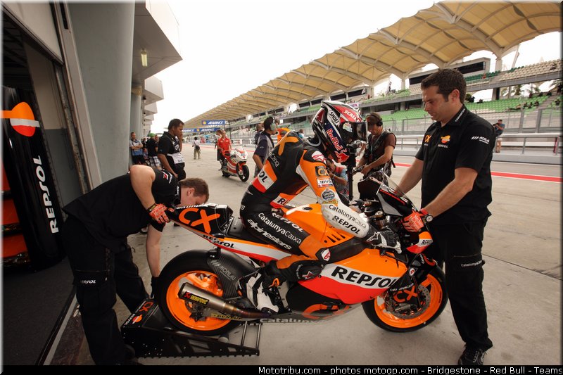 moto2_marquez_006_malaisie_sepang_2011
