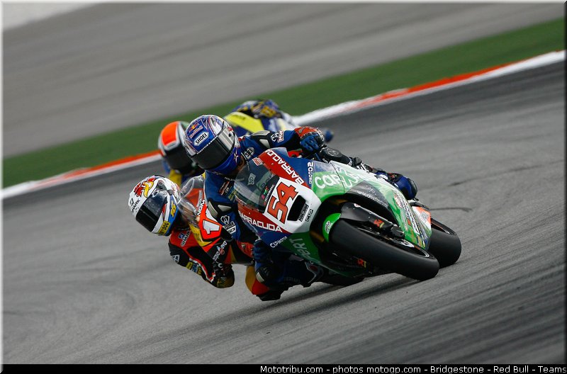 moto2_sofuoglu_001_malaisie_sepang_2011