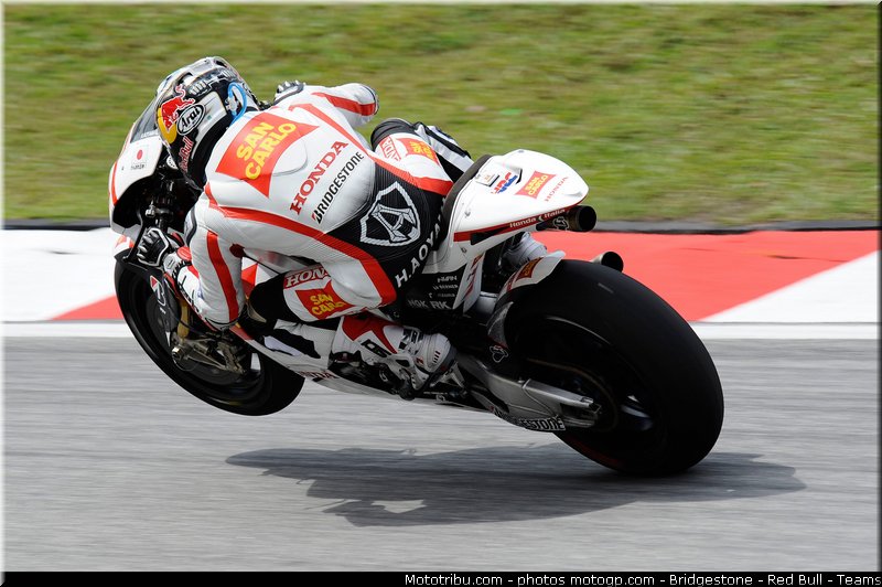 motogp_aoyama_019_malaisie_sepang_2011