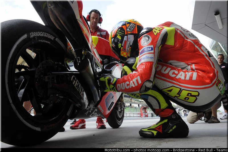motogp_rossi_006_malaisie_sepang_2011