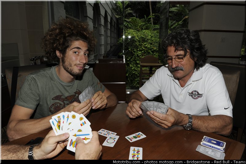 motogp_simoncelli_001_malaisie_sepang_2011