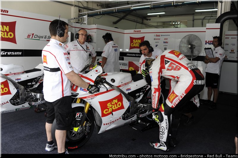 motogp_simoncelli_007_malaisie_sepang_2011