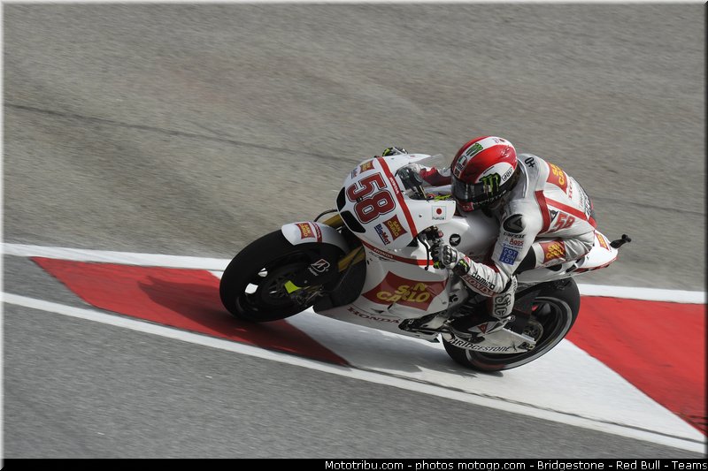 motogp_simoncelli_056_malaisie_sepang_2011