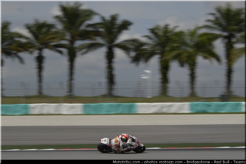 motogp_simoncelli_063_malaisie_sepang_2011