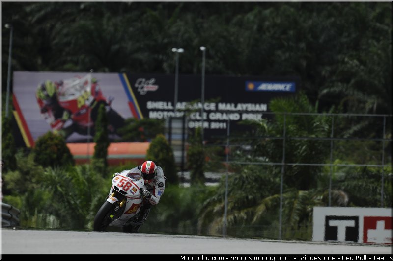 motogp_simoncelli_070_malaisie_sepang_2011