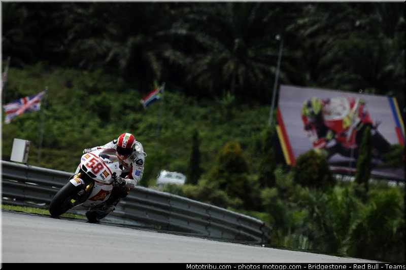 motogp_simoncelli_071_malaisie_sepang_2011