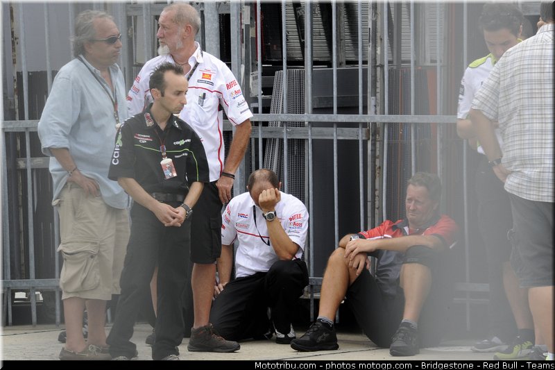 motogp_simoncelli_103_malaisie_sepang_2011