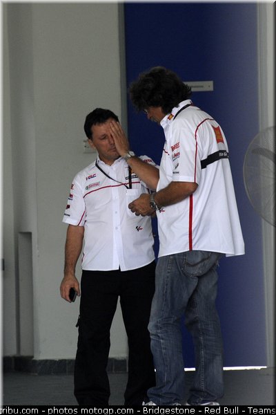 motogp_simoncelli_104_malaisie_sepang_2011