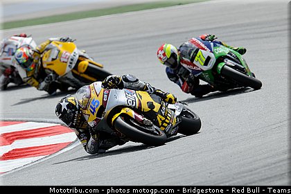 moto2_029_malaisie_sepang_2011.jpg